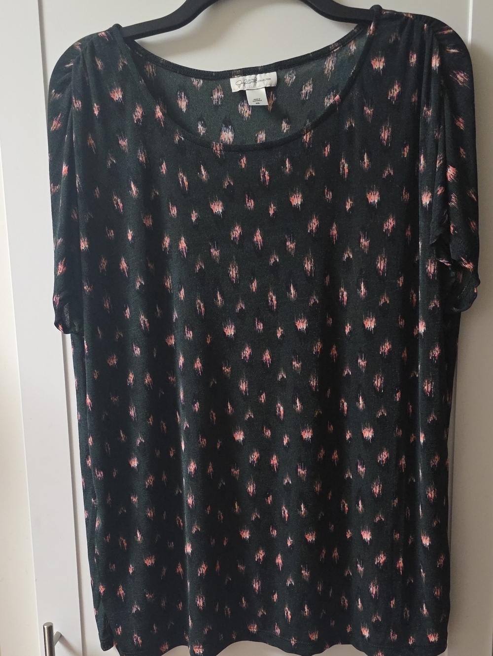 Jaclyn Smith Dark Green Short Sleeve Top with Pink Spot Pattern Size XXL